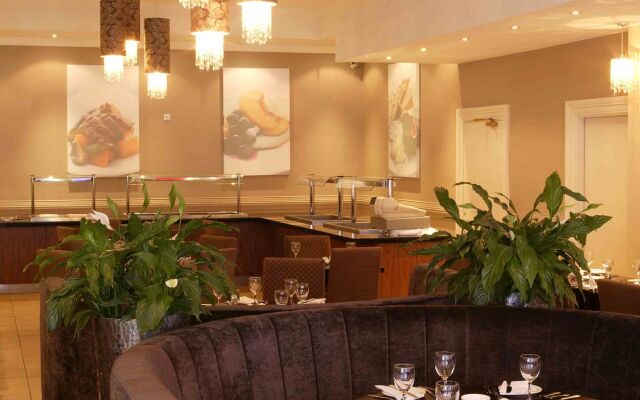 Killarney Oaks Hotel