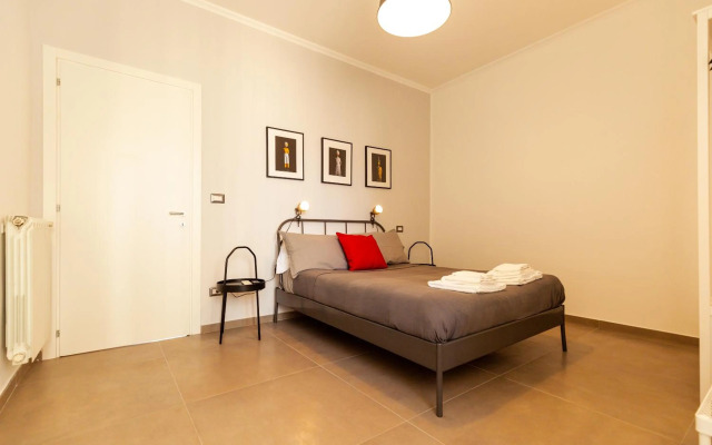 Neapolitan Skyscraper Apartment