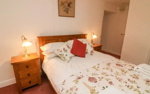 Eastburn Cottage