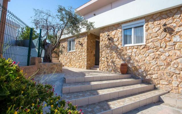 Errik Luxury House