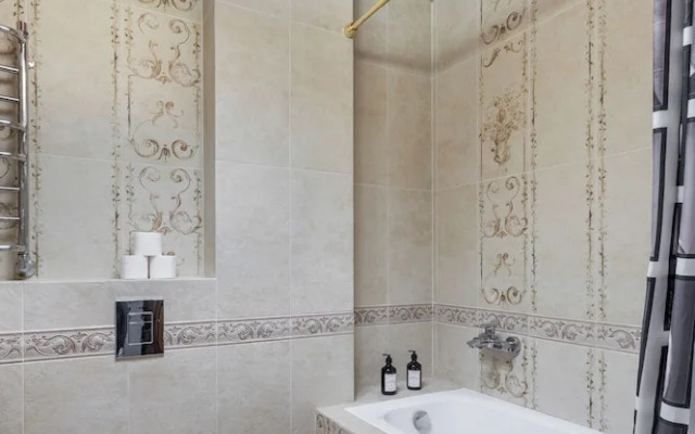 Spacious apartment near DanaMall