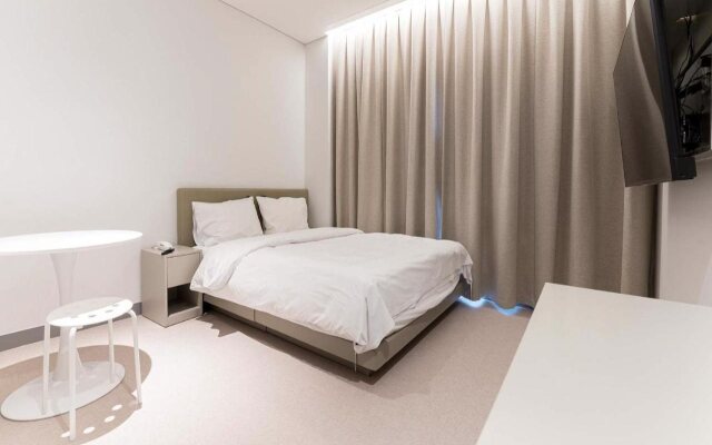 H Avenue Hotel Idae Shinchon