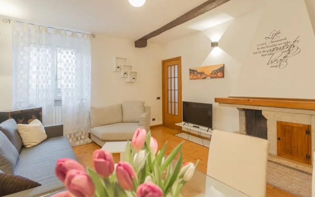 Volta Apartment in Como