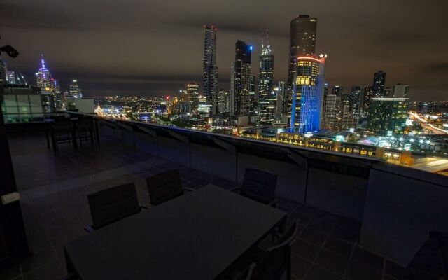 Flinders Luxury Penthouse