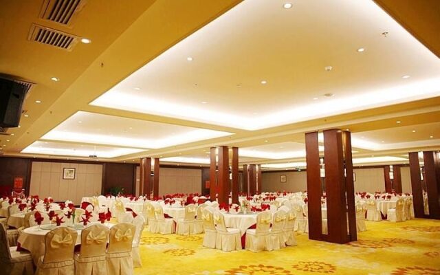 Jinhu Hotel