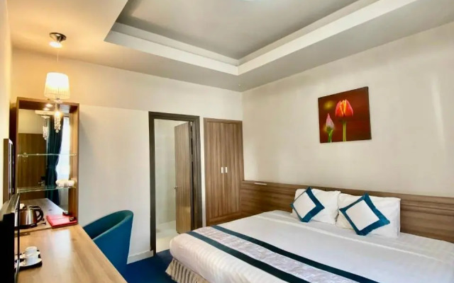 Rum Vang II Hotel