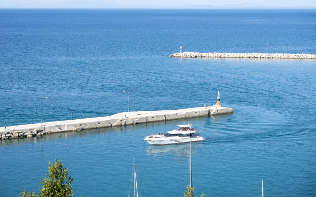 Faro Del Porto