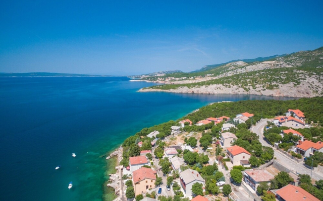 Adorable Apartment in Kvarner With Sea View