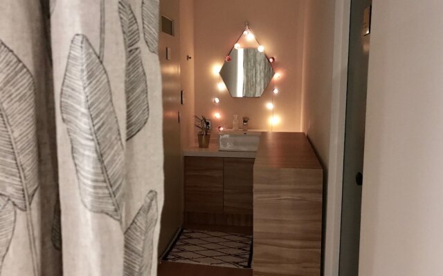 Comet Guesthouse - Hostel