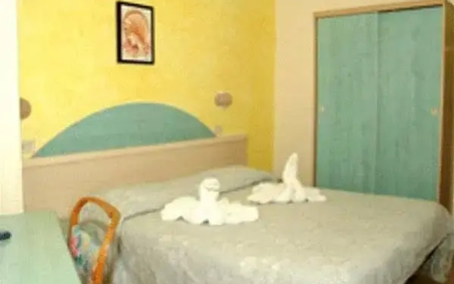 Hotel Reve