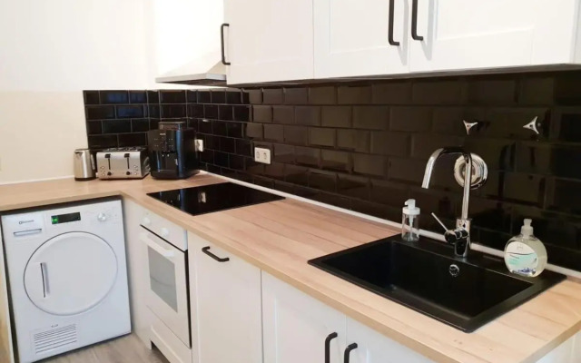 Moabit Family Apartment