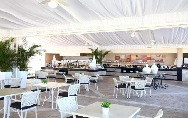 Bahia Principe Luxury Runaway Bay - Adults Only - All Inclusive