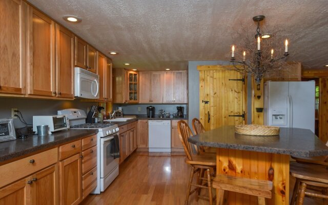 Grey Wolf 3 Bedroom House