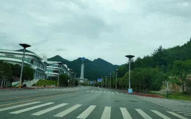 Pingtang Dingjia Inn