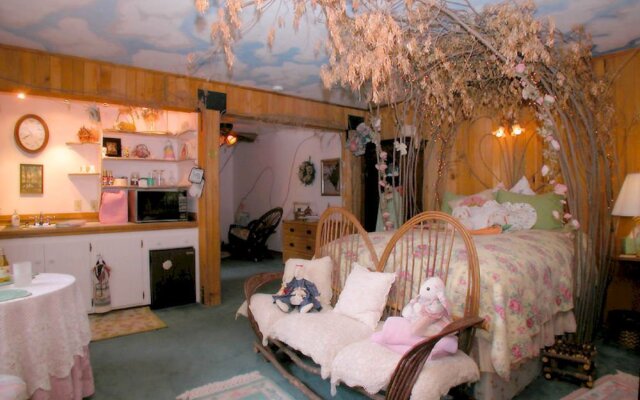 Wikiup Bed & Breakfast