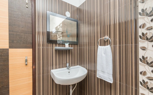 Rainbow Guest House by OYO Rooms