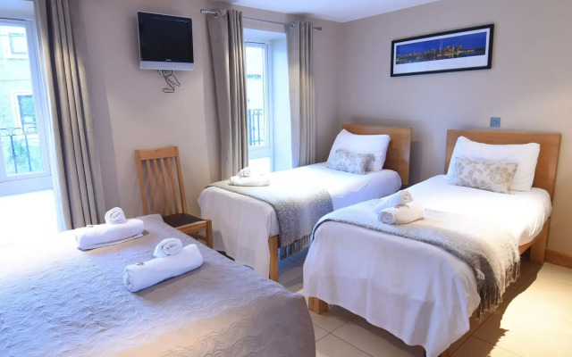 Eyre Square Townhouse