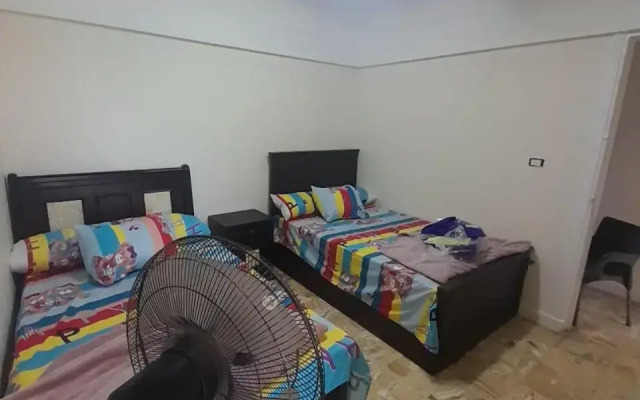 شقة علي البحر مباشرة