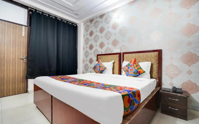 OYO Townhouse 1077 Hotel travel time