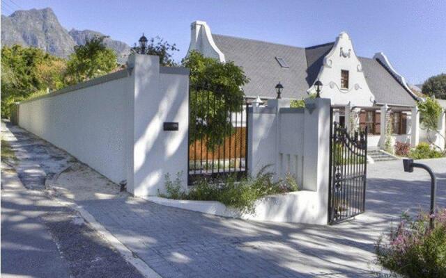 The Oak and Vine Luxury Guest House