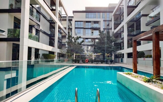 7 Min to Beach 2 BR City Walk