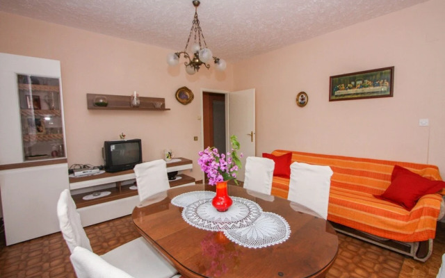 Žana - Close to Beach - A1 Veliki