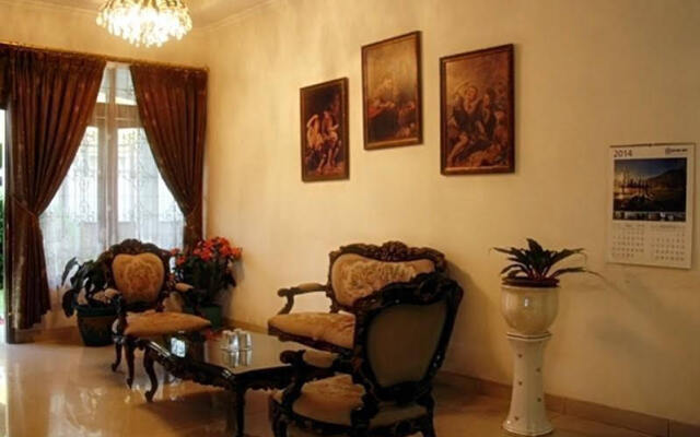 Indonesian Homestay Pasteur