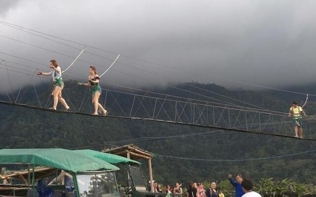 Dolphin Bay Resort Puerto Galera