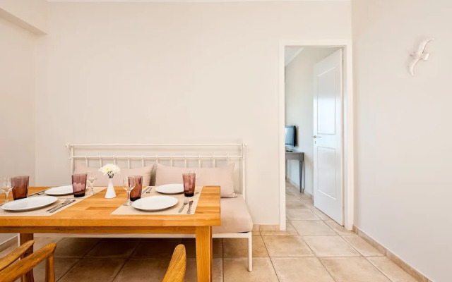 The Mini Beach Hotel