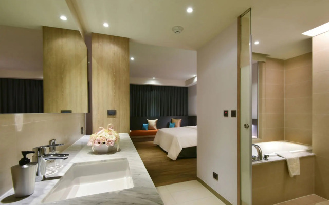 Just Sleep Kaohsiung Station