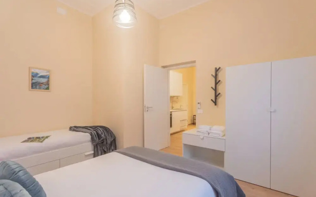 Simar Apartments nearby Como S.G. Train Station