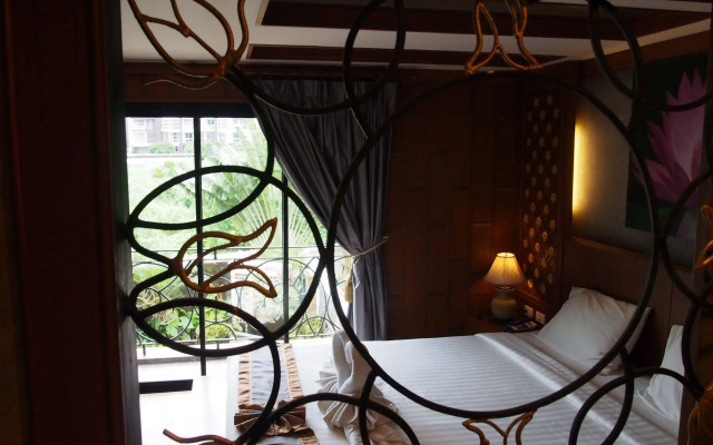 Renoir boutique hotel