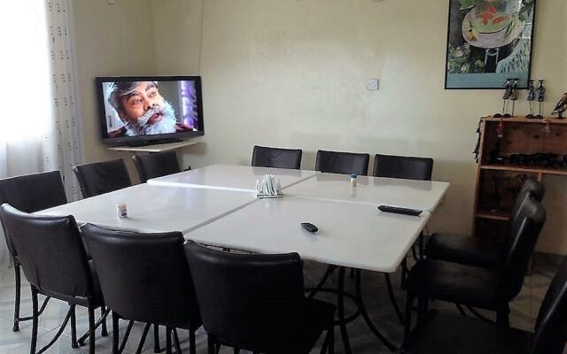 Nairobi Transit Lounge