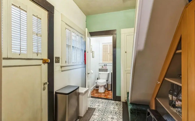 Brick & Creek House 3 Bedroom Home