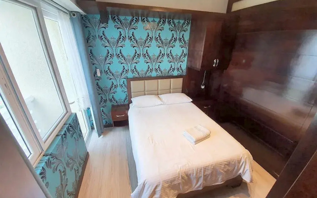 La Mirada Residences