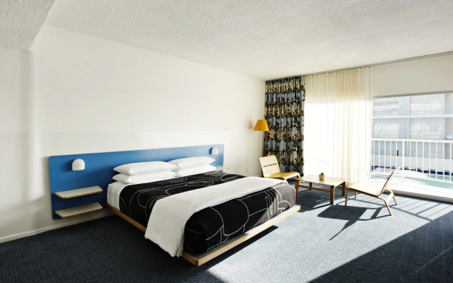 The Standard, Hollywood