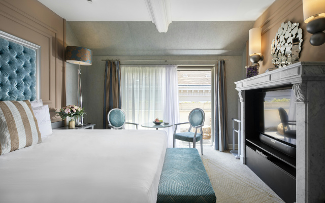 Aria Hotel Budapest by Library Hotel Collection