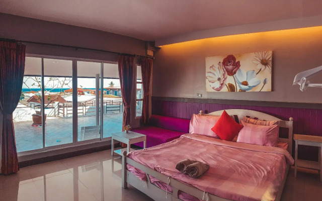 Bee Orchid Pool Villa