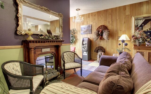 Eagle's Nest Hotel & Conference Center