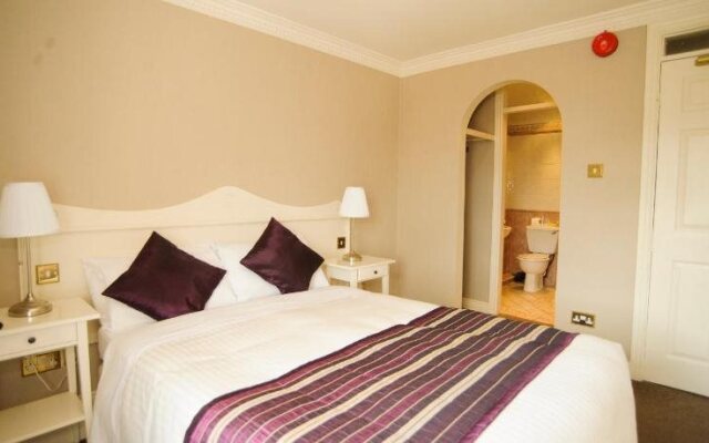 Germaines Hotel
