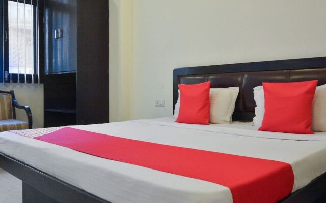 Oyo 32424 Hotel Lavanya