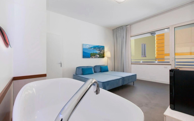 Tasso Suites & Spa