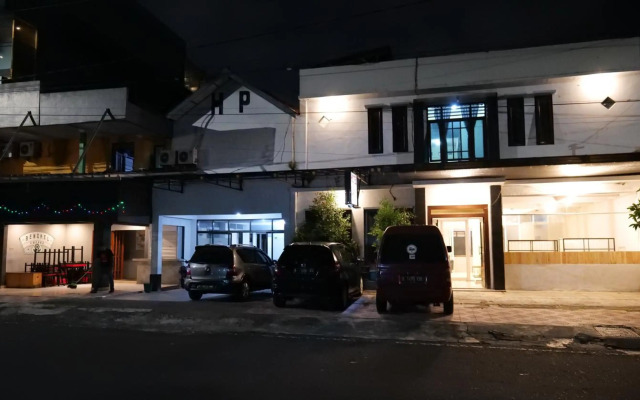 SPOT ON 2857 Hotel Pelangi