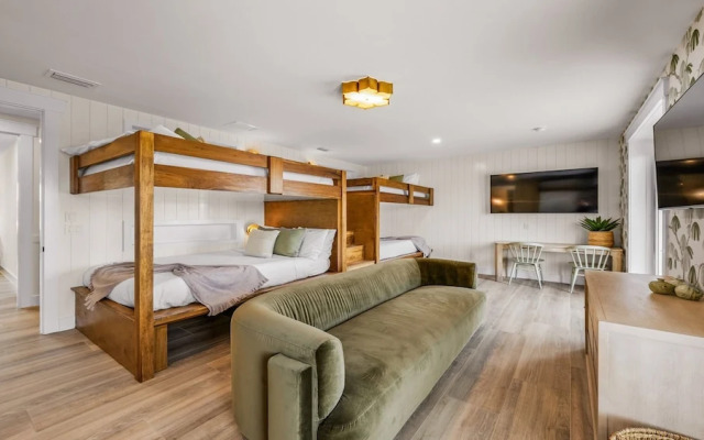 Golden Set in Siesta Key