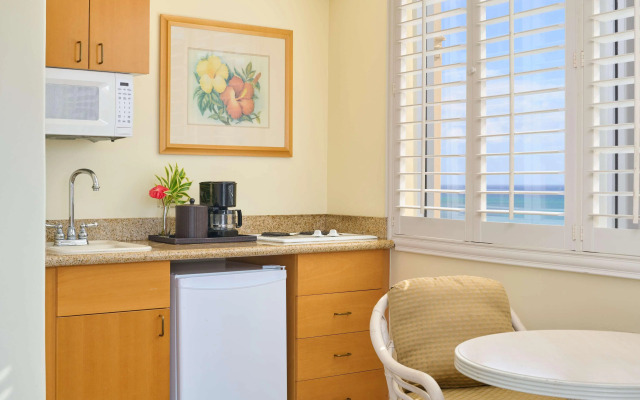 OUTRIGGER Waikiki Paradise Hotel