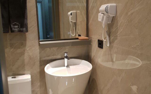 Home Boutique Hotel