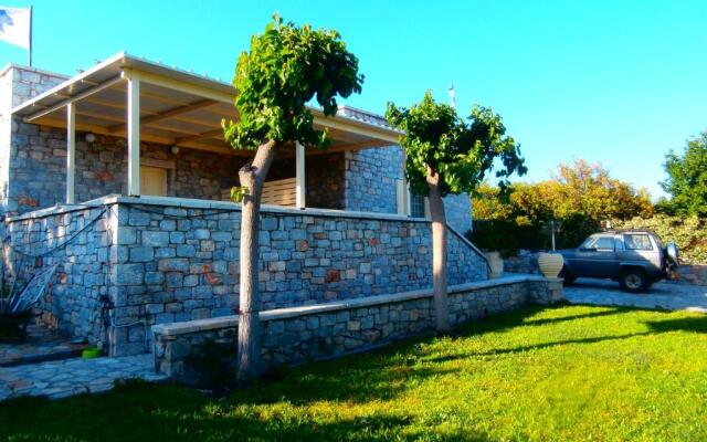Villa Tzortzakos by Maniland
