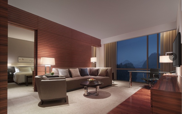 New World Guiyang Hotel