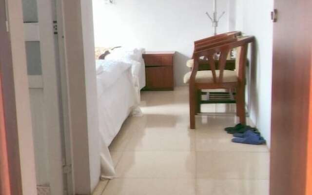 Huy Hoang Airport Hotel