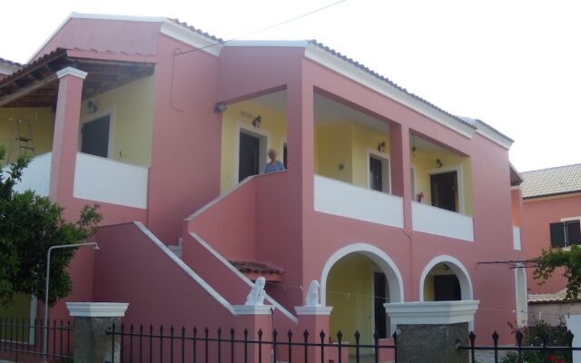 Antigoni's Apartments